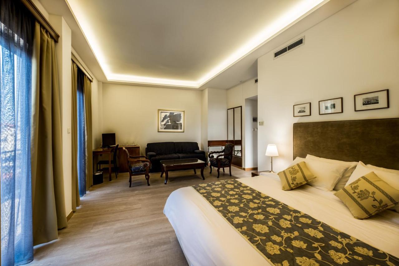 Rex Hotel นาฟปลิโอ ภายนอก รูปภาพ